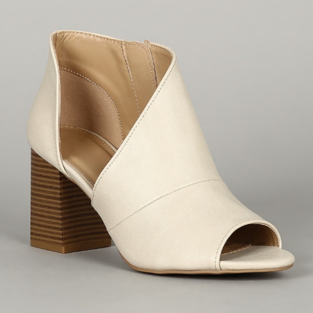 >SIZE 8.5 LEFT!< Nude Peep Toe D'Orsay Heel - Picture 3 of 5